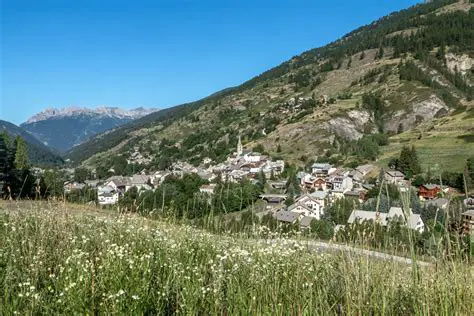 Découvrez le Queyras : Un Paradis Montagnard aux Multiples Facettes
